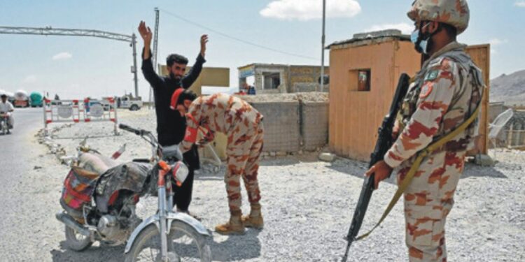 پولیس نے ضلع موسی خیل میں 23 مسافروں کو قتل کرنے پر نامعلوم عسکریت پسندوں کے خلاف مقدمہ درج کر لیا۔