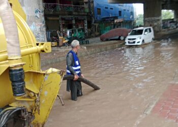 ملتان میں طوفانی بارش،واسا نے شہر بھر میں رین ایمرجنسی نافذ کردی