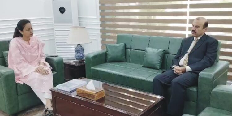 چیئرپرسن سی ایم ڈائریکٹوریٹ کمپلینٹ سیل، کرائم سرویلنس یونٹ، انسپکشن ٹیم، سپیشل مانیٹرنگ یونٹ بریگیڈئیر (ر) بابر علاؤالدین دو روزہ دورے پہ ملتان پہنچ گئے