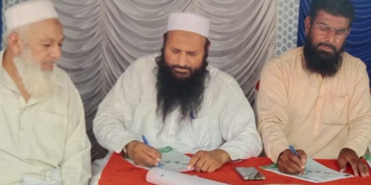 کستان مرکزی مسلم لیگ ضلع لیہ چودھری عاشق علی گجر کی زیرِقیادت لیہ اور کوٹ سلطان میں رکنیت سازی کیمپ لگایا گیا