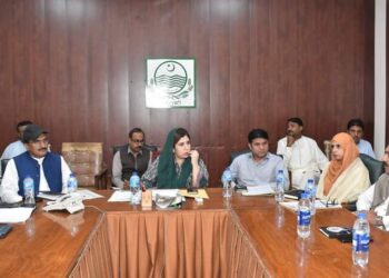 ضلع کا سب سے بڑا فیملی ایونٹ 9 واں لیہ تھل میلہ کے انتظامات شروع کر دئے ہیں۔ تھل جیپ ریلی کے موقع پر اہلیان لیہ کو منفرد لیہ تھل میلہ دیکھنے کو ملے گا،ڈپٹی کمشنر لیہ