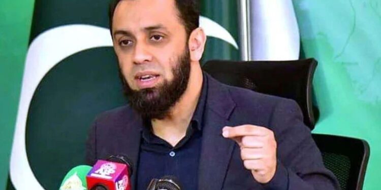 دنیا پاکستان کی قابل عمل معاشی پالیسیوں کا اعتراف کر رہی ہے: عطا اللہ تارڑ