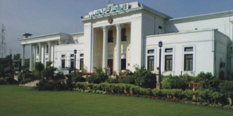 خیبرپختونخوا اسمبلی کا اجلاس پیر کی بجائے 9 اکتوبر بروز بدھ سہ پہر 3 بجے تک ملتوی کر دیا گیا