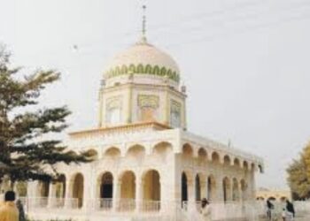 عرس مبارک دربارپیر سواگ شریف أج دوسرا روز کی تقریبات میں زائرین اورمعتقدین کی آمد کاسلسلہ جاری