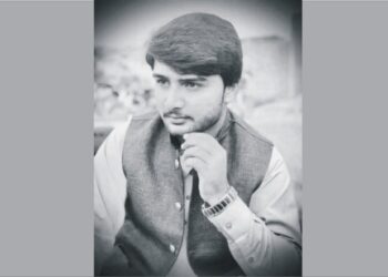 درخت رو رہے ہیں۔۔۔!