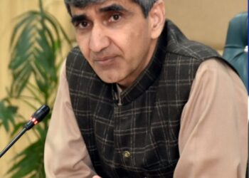 سیکرٹری زراعت پنجاب افتخار علی سہو کی زیر صدارت اعلیٰ سطحی اجلاس کا انعقادوزیر اعلیٰ پنجاب سموگ کنٹرول پروگرام کے تحت 5ارب روپے کی لاگت سے کاشتکاروں کو5 ہزار سپرسیڈرز فراہم کئے جا رہے ہیں۔سیکرٹری زراعت پنجاب افتخار علی سہو