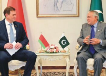 پاکستان اور بیلاروس کے وزرائے خارجہ نے باہمی فائدہ مند تعاون کو فروغ دینے کے عزم کا اعادہ کیا۔