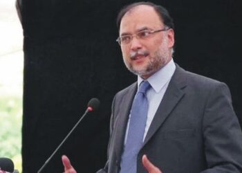 پاکستان نے JF-17 تھنڈر طیارہ تیار کیا، دنیا کی پہلی اسلامی ایٹمی طاقت اور مجموعی طور پر ساتواں ملک بن گیا،احسن اقبال