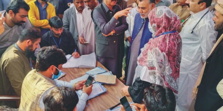 صحت کے فروغ کے لیے ضلع بھر کے مراکز صحت میں ہفتہ صحت کیمپ فعال کردیے گئے