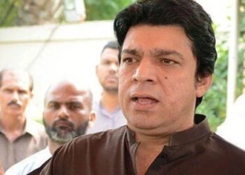فیصل واوڈا کا تہلکہ خیز دعویٰ: بانی پی ٹی آئی کو بشریٰ بی بی سے خطرہ، فوجی تحویل میں لینا حیران کن نہیں