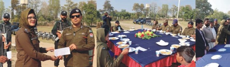 لیہ: ڈی پی او لیہ محمد علی وسیم مسیحی پولیس ملازمین کے ساتھ کرسمس کی خوشیاں مناتے ہوئے، کیک کاٹتے اور تحائف تقسیم کررہے ہیں